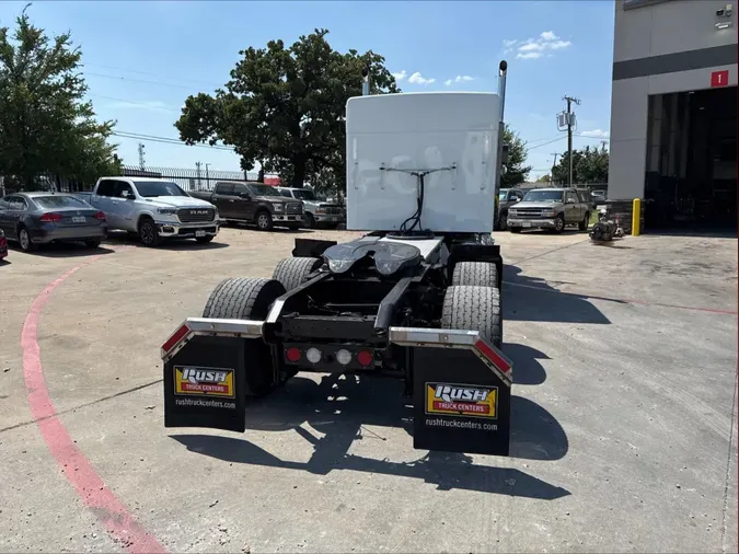 2023 Kenworth W900