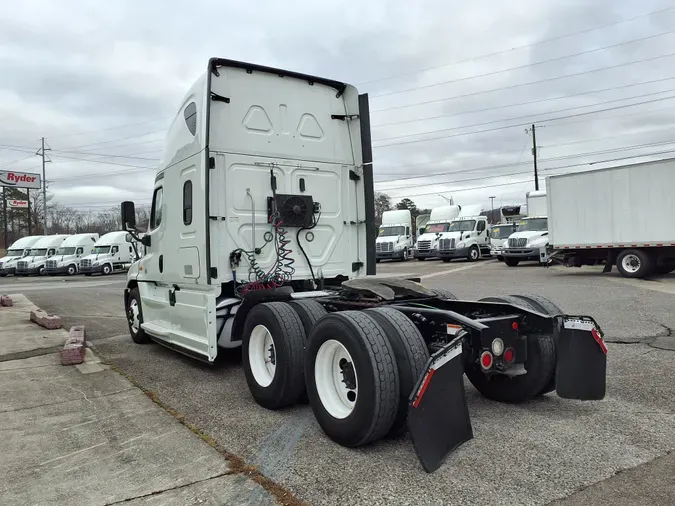 2019 FREIGHTLINER/MERCEDES CASCADIA 125