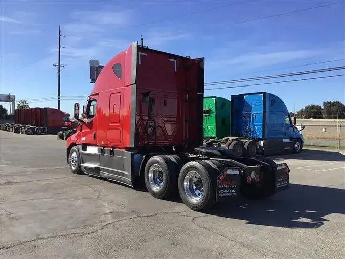 2021 FREIGHTLINER CASCADIA