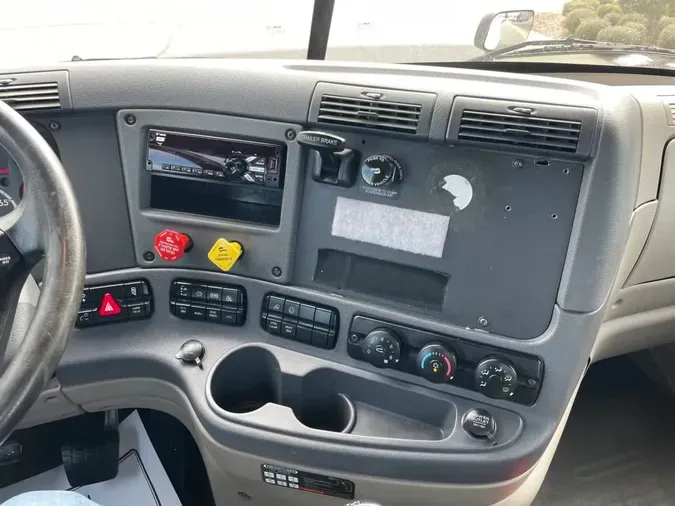 2019 FREIGHTLINER/MERCEDES CASCADIA 113