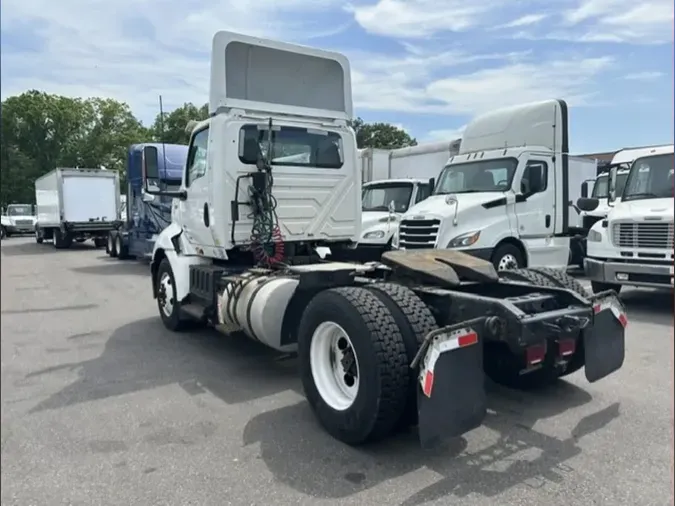 2020 NAVISTAR INTERNATIONAL RH613 DAYCAB S/A8786b4e94253102d67b28f35fc05f6ba