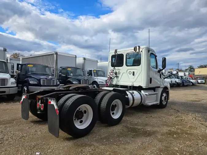 2019 FREIGHTLINER/MERCEDES NEW CASCADIA PX12664