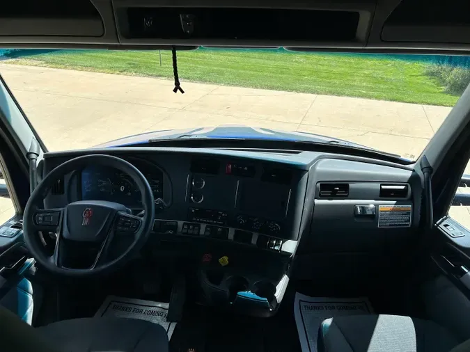 2022 Kenworth T680