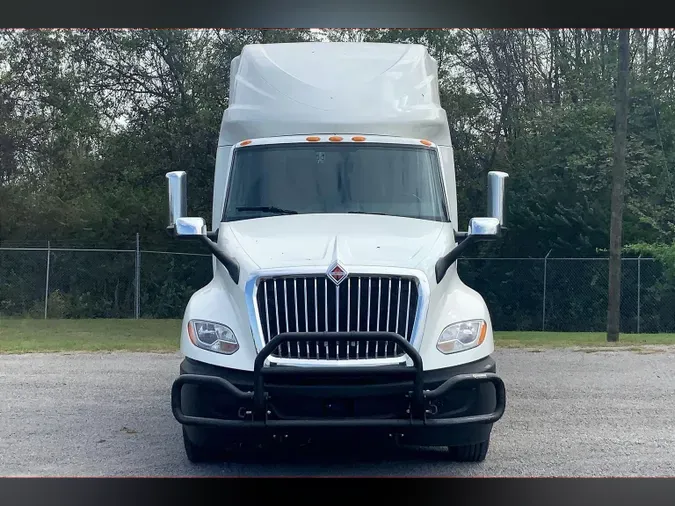 2022 INT LT625 6x4