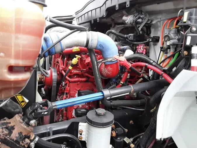 2020 NAVISTAR INTERNATIONAL MV607 (4X2)