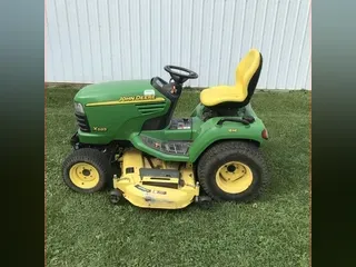 2003 John Deere X585