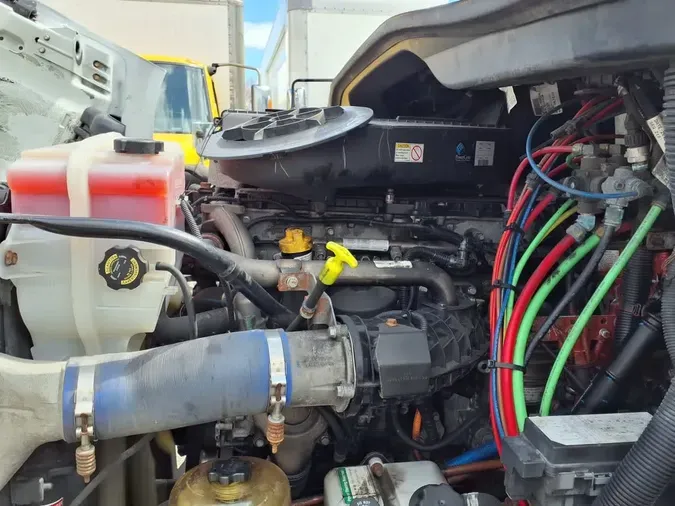 2020 FREIGHTLINER/MERCEDES CASCADIA 113