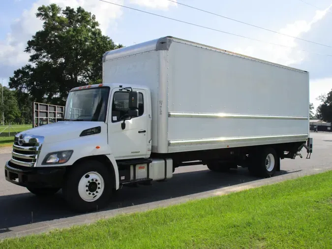 2020 Hino 268A