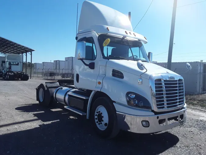 2018 FREIGHTLINER/MERCEDES CASCADIA 113