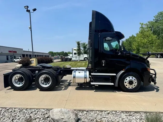 2020 Freightliner Cascadia