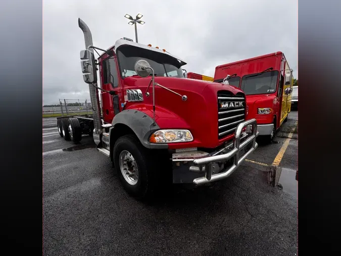 2017 MACK TRUCKS, INC. GU803