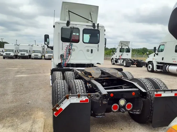 2018 FREIGHTLINER CASCADIA 125