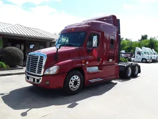2014 Freightliner CASCADIA 125