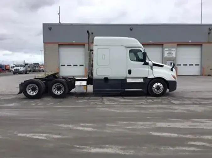 2020 Freightliner Cascadia