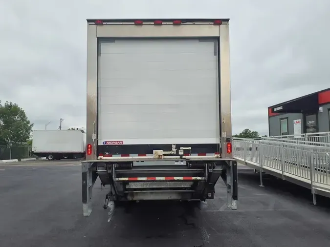 2018 FREIGHTLINER/MERCEDES M2 10687a93047301acd18d0bd2391f79a9cef