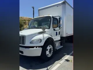 2016 FREIGHTLINER M2 106