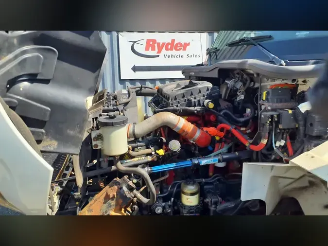 2023 NAVISTAR INTERNATIONAL MV607 (4X2)