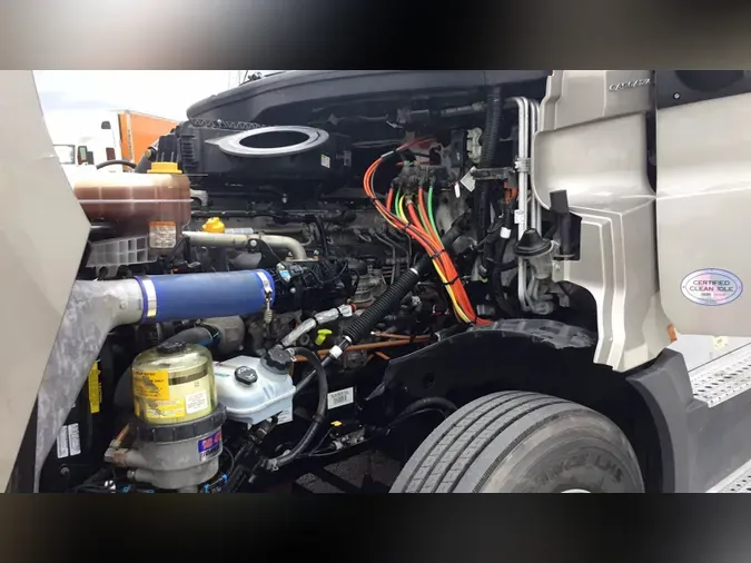 2022 Freightliner Cascadia 126
