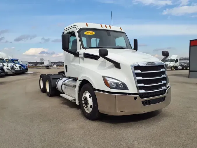 2020 FREIGHTLINER/MERCEDES NEW CASCADIA PX12664