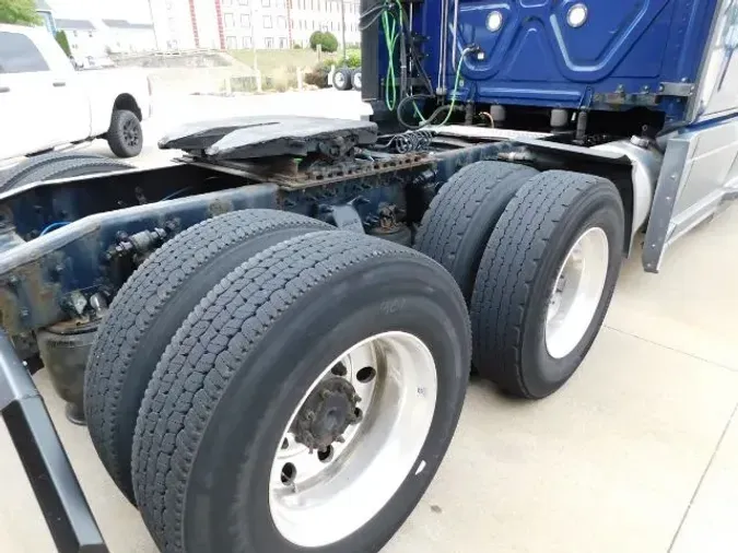 2020 Freightliner Cascadia