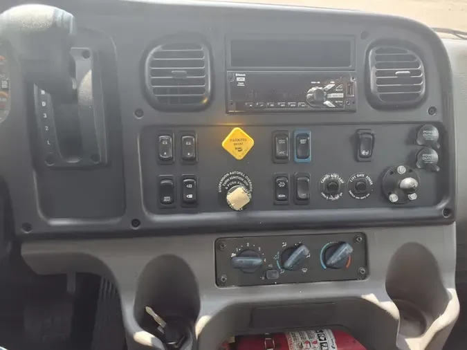 2020 FREIGHTLINER/MERCEDES M2 10687ba926512b0986998243f6111984890