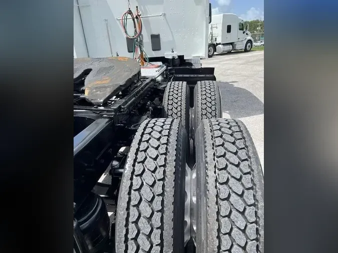 2021 Peterbilt 579