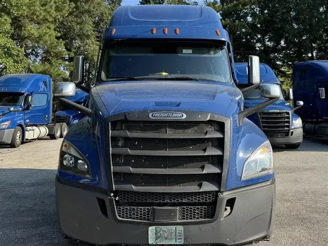 2020 FREIGHTLINER CA12687c27371f7aad1f537935a5695f7dd39