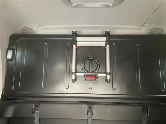 2023 FREIGHTLINER CA126