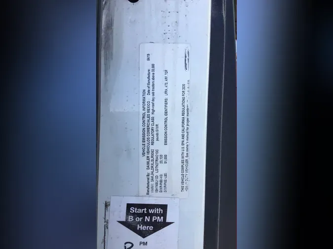 2020 Freightliner Cascadia 126