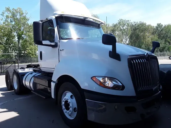 2020 NAVISTAR INTERNATIONAL LT625 DAYCAB T/A