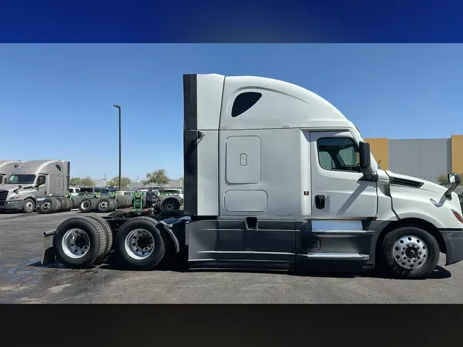 2024 Freightliner Cascadia 12687c95a2c093aebb37bcbabc177973044