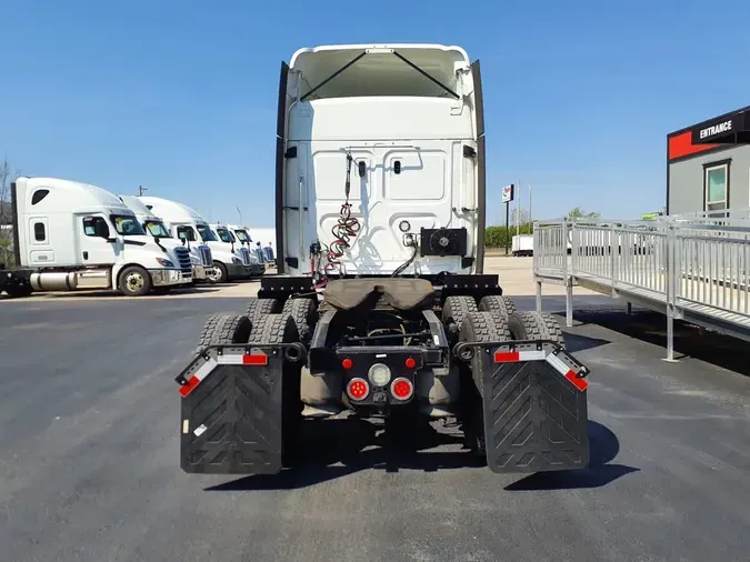 2020 FREIGHTLINER/MERCEDES NEW CASCADIA 116