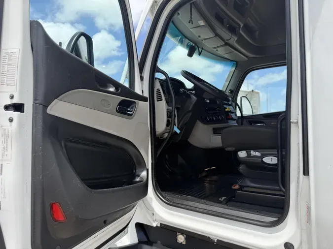 2022 Peterbilt 579