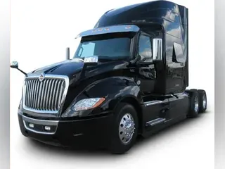 2020 International LT625