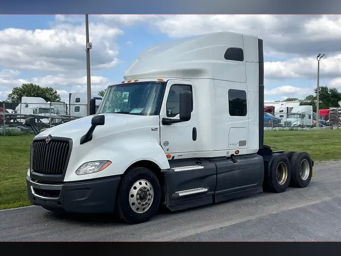 2022 INT LT625 6x4
