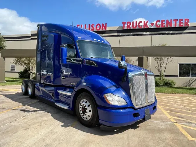 2022 Kenworth T680