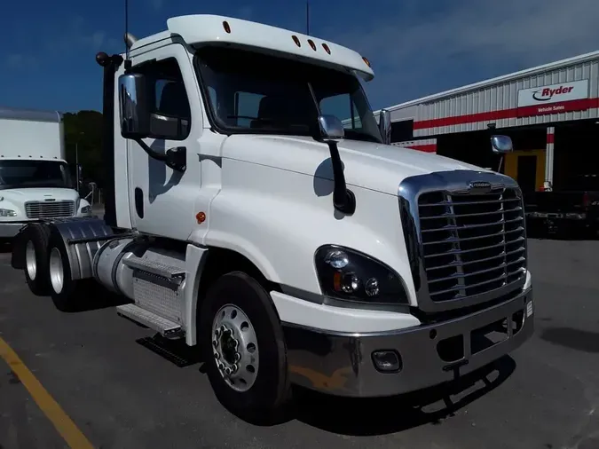 2020 FREIGHTLINER CASCADIA 125