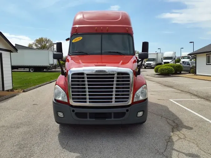 2020 FREIGHTLINER/MERCEDES CASCADIA 125
