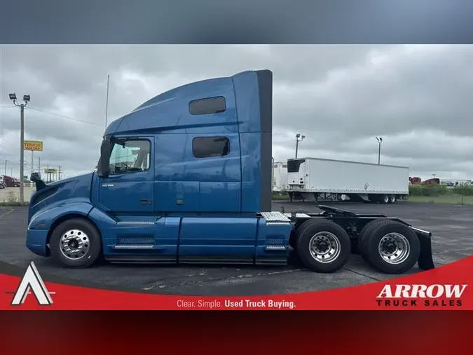 2020 VOLVO VNL760