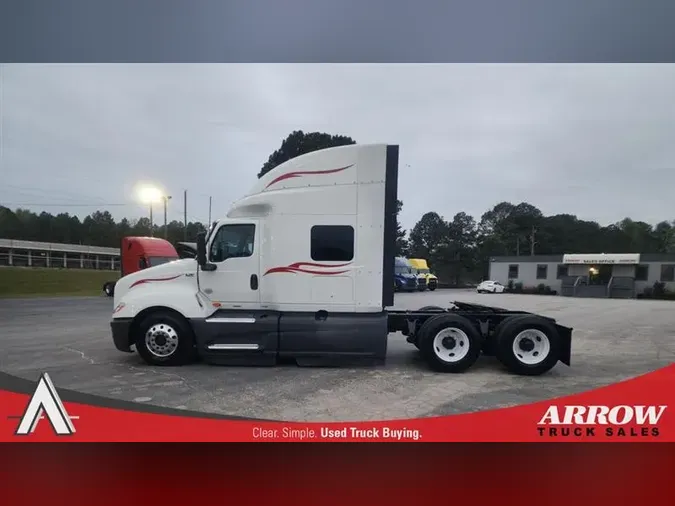 2022 INTERNATIONAL LT