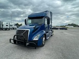 2023 VOLVO VNL64T760