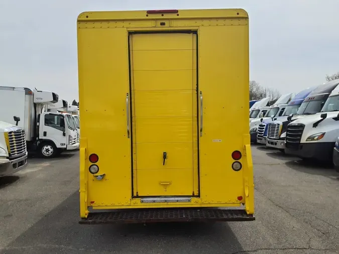 2017 FRTLR CUSTOM CHASSIS CORP MT-55 WALK-IN