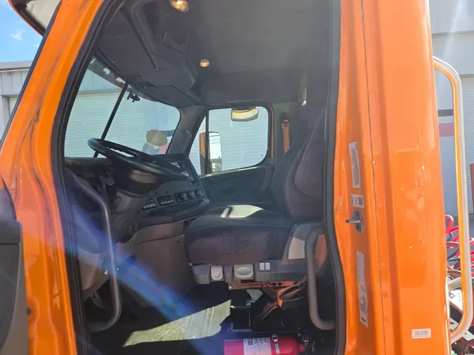 2019 FREIGHTLINER/MERCEDES CASCADIA 125