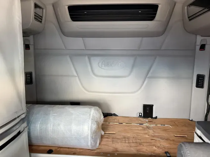 2019 Peterbilt 579