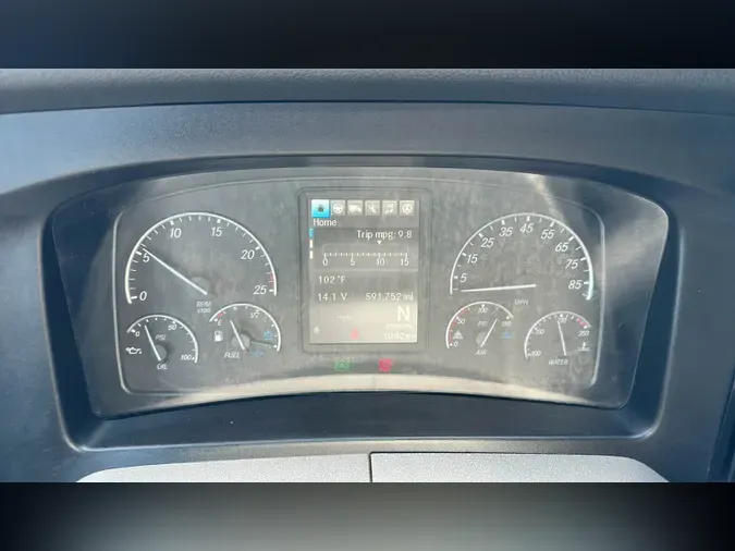 2021 Freightliner Cascadia 126