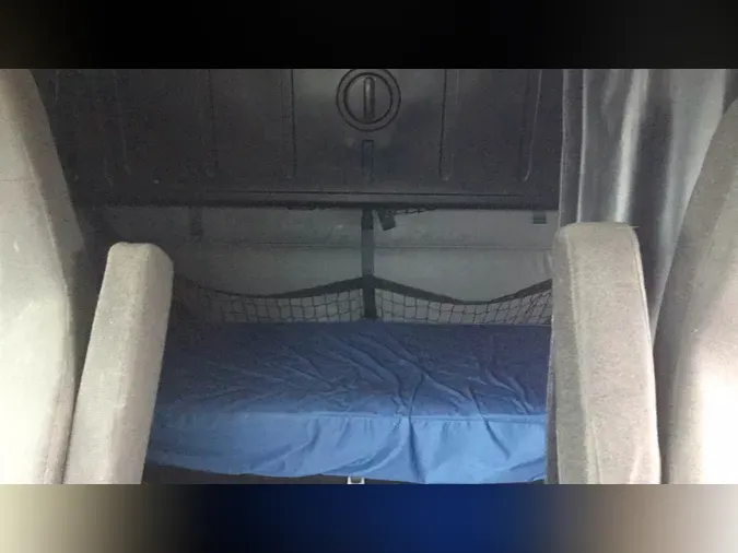 2022 Freightliner Cascadia 12687fc128ba492f8cc9813d04059c26de3