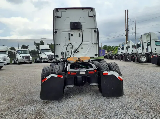 2018 FREIGHTLINER CASCADIA