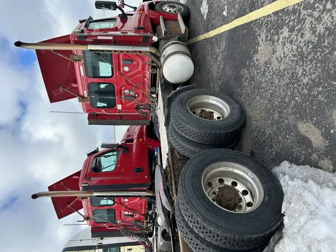 2017 FREIGHTLINER/MERCEDES CASCADIA 125