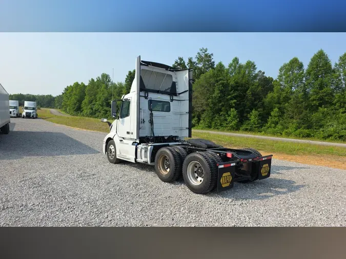 2019 Volvo VNL300