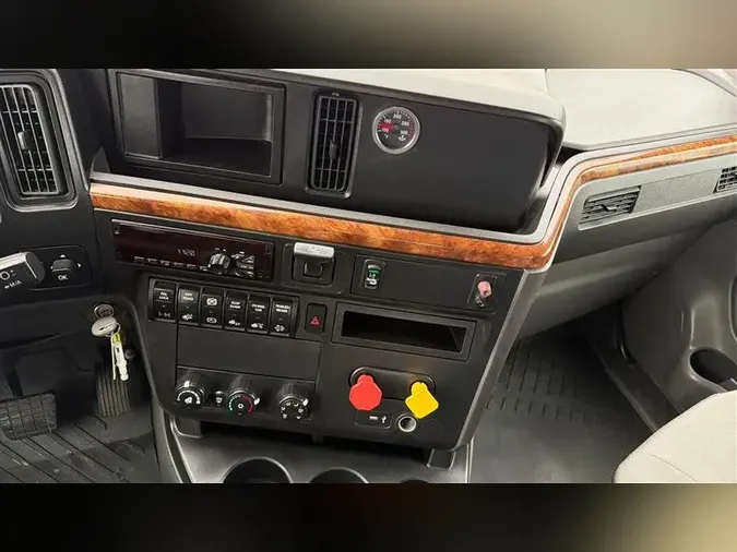 2020 INTERNATIONAL RH613